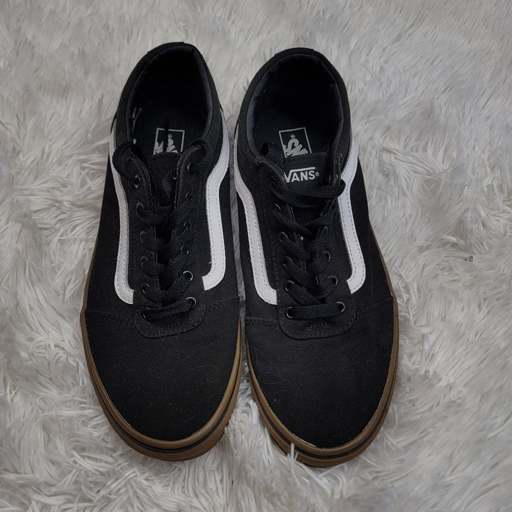 Vans Ward Low Top Sneakers Youth Size 7 Black Casual Athletic Shoes